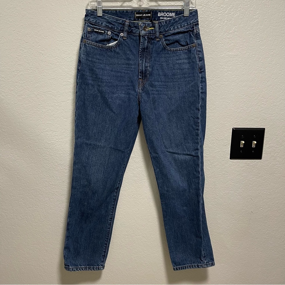 DKNY Jeans Broome High Rise Vintage Jeans in a dark wash and size 27/4